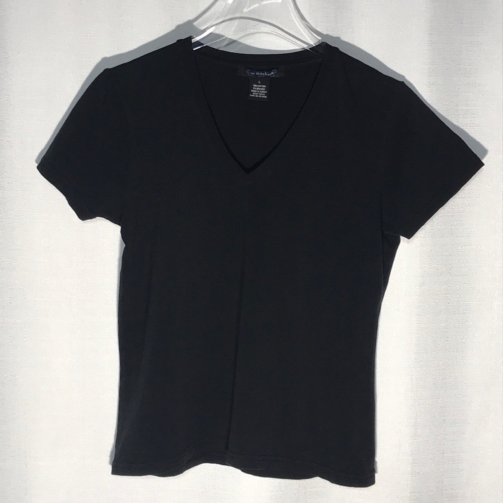 Basic Black Tee, V-neck